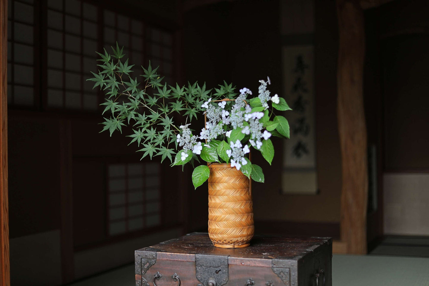 Japanese vintage beautiful bamboo woven vase with sign, for tea ceremony, finely detailed H17.1×5.5in/H43.5×14cm