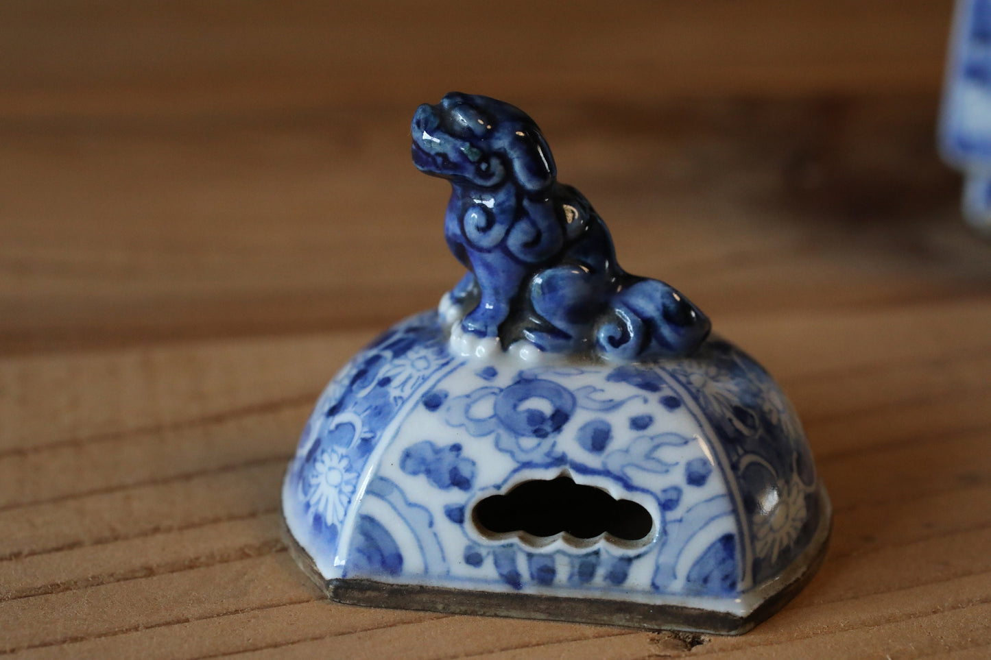 Japanese antique 1900s Koimari indigo SHISHI Lion porcelain hexagonal incense burner with painting of dragon and phoenix H5.1×W5.1in/13×13cm