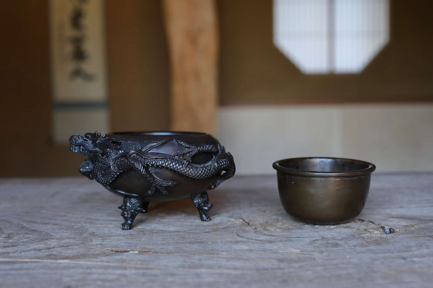 FINE! Japanese antique Dragon Bronze Censer Incense burner cool with Dragon Surrounding Design metal craft Buddhist alter 1900s W5.1in/W13cm