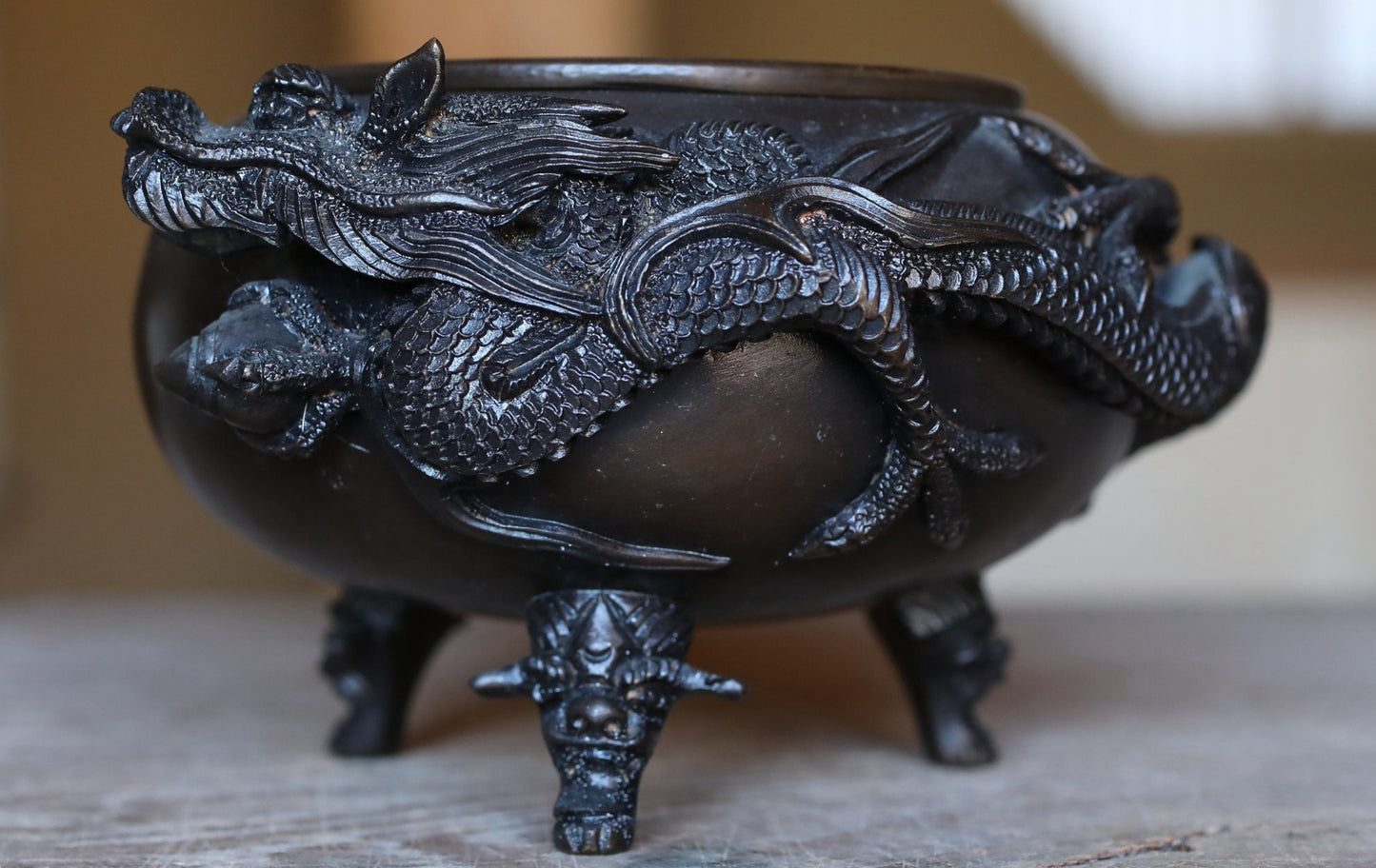 FINE! Japanese antique Dragon Bronze Censer Incense burner cool with Dragon Surrounding Design metal craft Buddhist alter 1900s W5.1in/W13cm