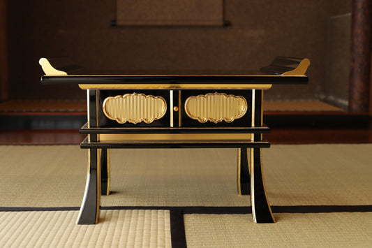 Japanese vintage lacquer pedestal, Buddhist table temple table, Buddhist Wood Stand, furniture, black Sutra desk H13.8×W21.7in/H35×W55cm