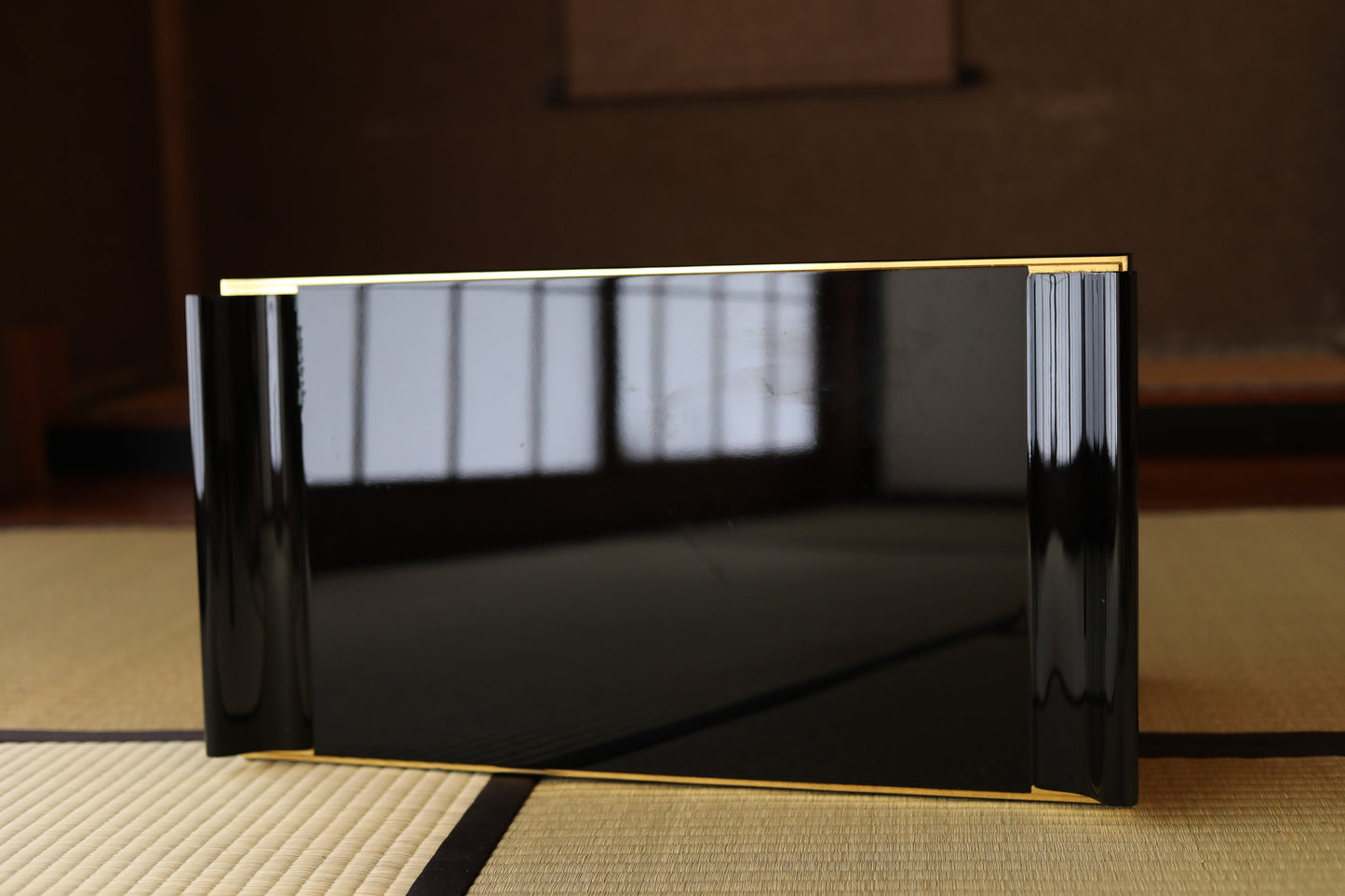 Japanese vintage lacquer pedestal, Buddhist table temple table, Buddhist Wood Stand, furniture, black Sutra desk H13.8×W21.7in/H35×W55cm
