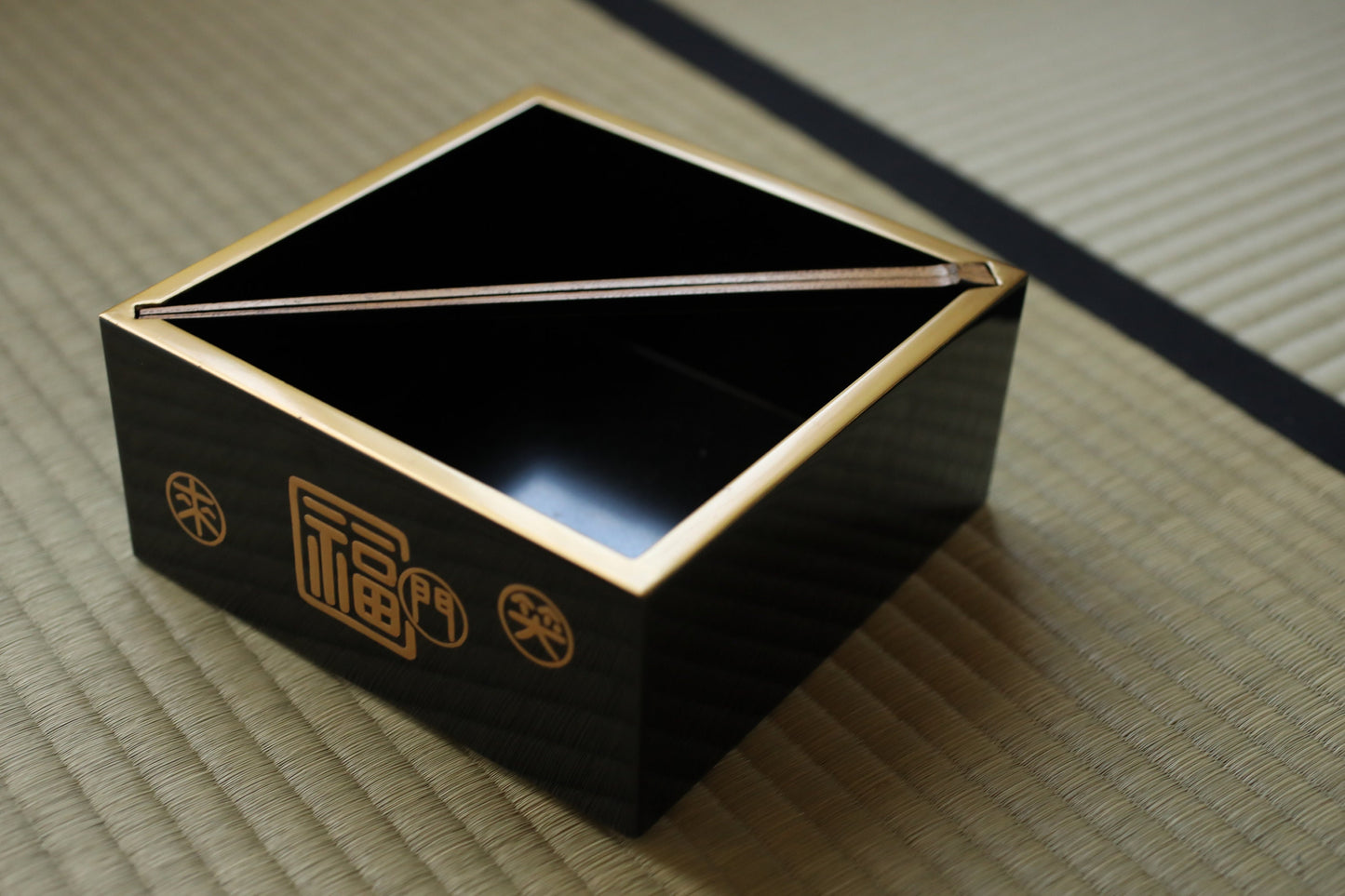 Japanese antiques black and gold Lacquer sweets canister chopsticks set with Kanji design, Japanese container H3.2×7.1in/H8.2×18cm