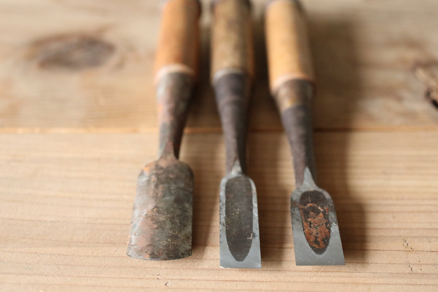 Set of 3 Japanese vintage carpenter's chisels 鑿 "Nomi", used Japanese craftsman's carving tool in 1900s 8.7×1in/22x2.5cm