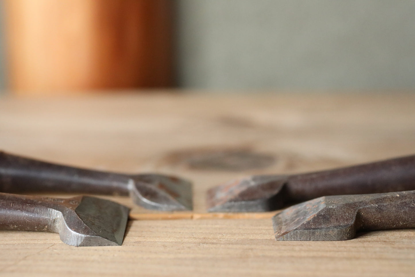 Set of worn out 4 Japanese vintage carpenter's chisels 鑿 "Nomi", used Japanese craftsman's carving tool in 1900s 6.1×1.2in/15.5x3cm
