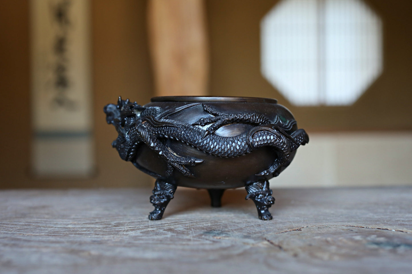 FINE! Japanese antique Dragon Bronze Censer Incense burner cool with Dragon Surrounding Design metal craft Buddhist alter 1900s W5.1in/W13cm