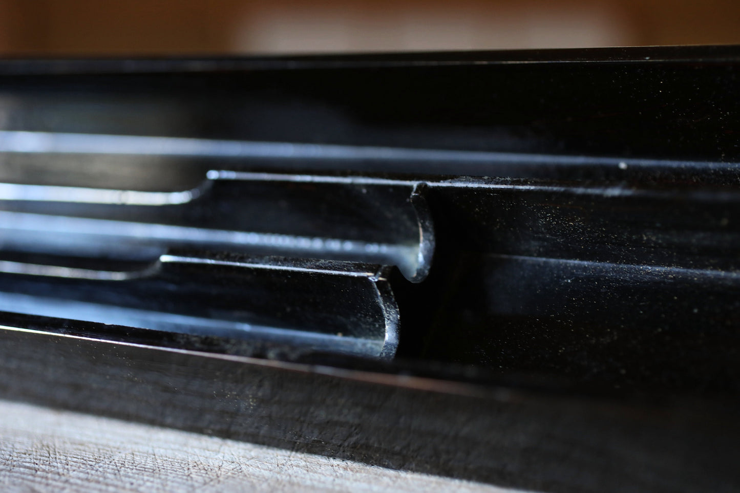 Japanese Antique 1800s Black Lacquered Box elongated shape Wood craft for GEISYA hairpin black with SAMURAI crest H16.5×W3.9in/H42×10cm