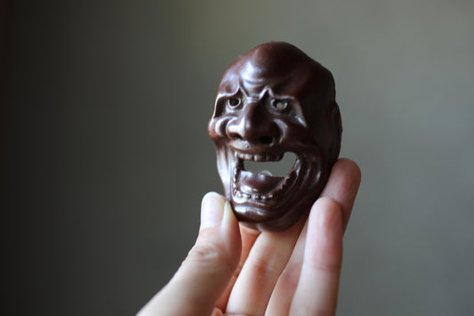 Miniature pottery Noh  demon mask, 三光飛出 "Sanko tobide". pottery small ornament from Japanese traditional Noh playing,  2.7x1.9/6.9×4.9cm