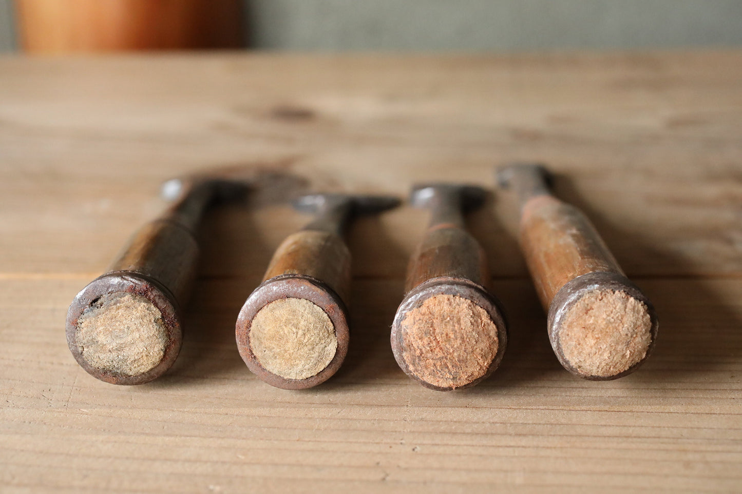 Set of worn out 4 Japanese vintage carpenter's chisels 鑿 "Nomi", used Japanese craftsman's carving tool in 1900s 6.1×1.2in/15.5x3cm