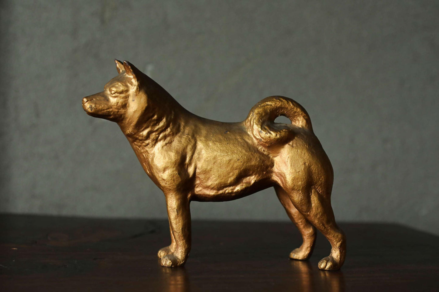 Japanese metal craft animals SHIBAINU DOG doll gold color made of metal ornament H5.9×7.1in/H15×18cm