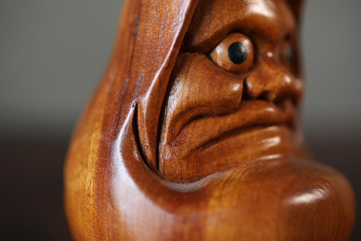 Japanese character DARUMA small doll hand carved made of wood, vintage Ornament Figurine of traditional H3.9in/H10cm