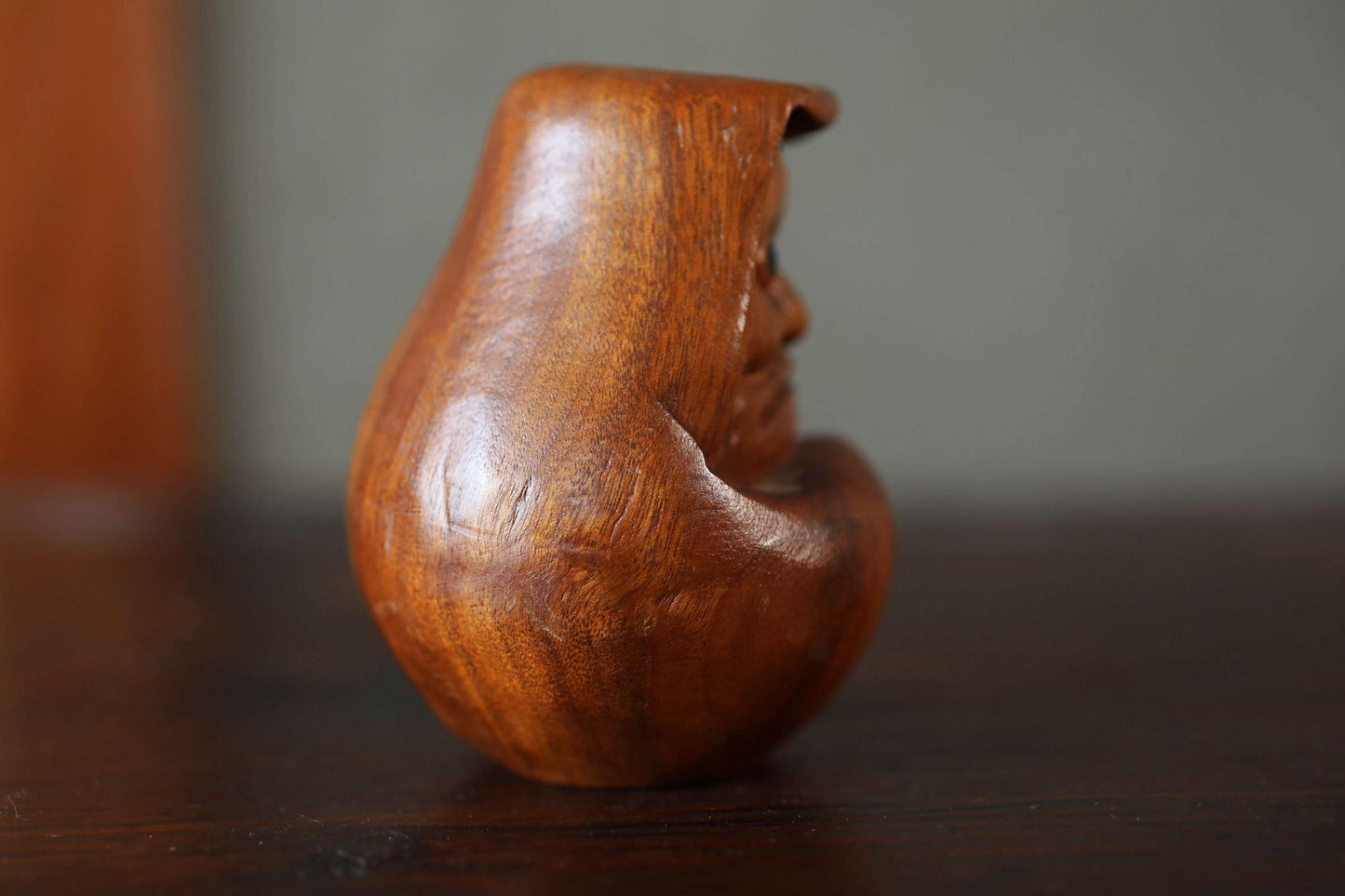 Japanese character DARUMA small doll hand carved made of wood, vintage Ornament Figurine of traditional H3.9in/H10cm