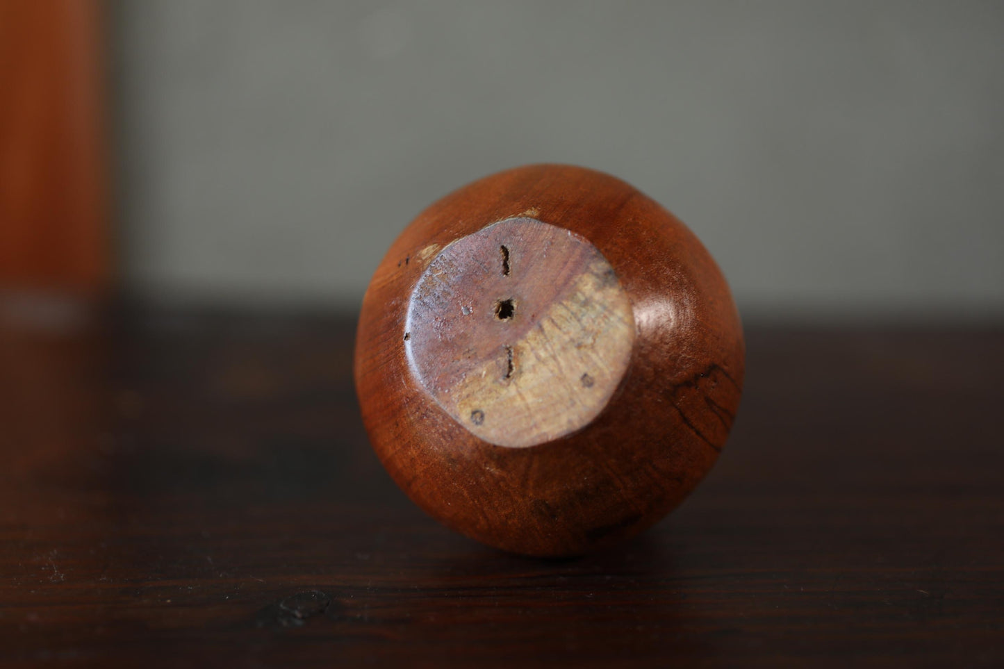 Japanese character DARUMA small doll hand carved made of wood, vintage Ornament Figurine of traditional H3.9in/H10cm