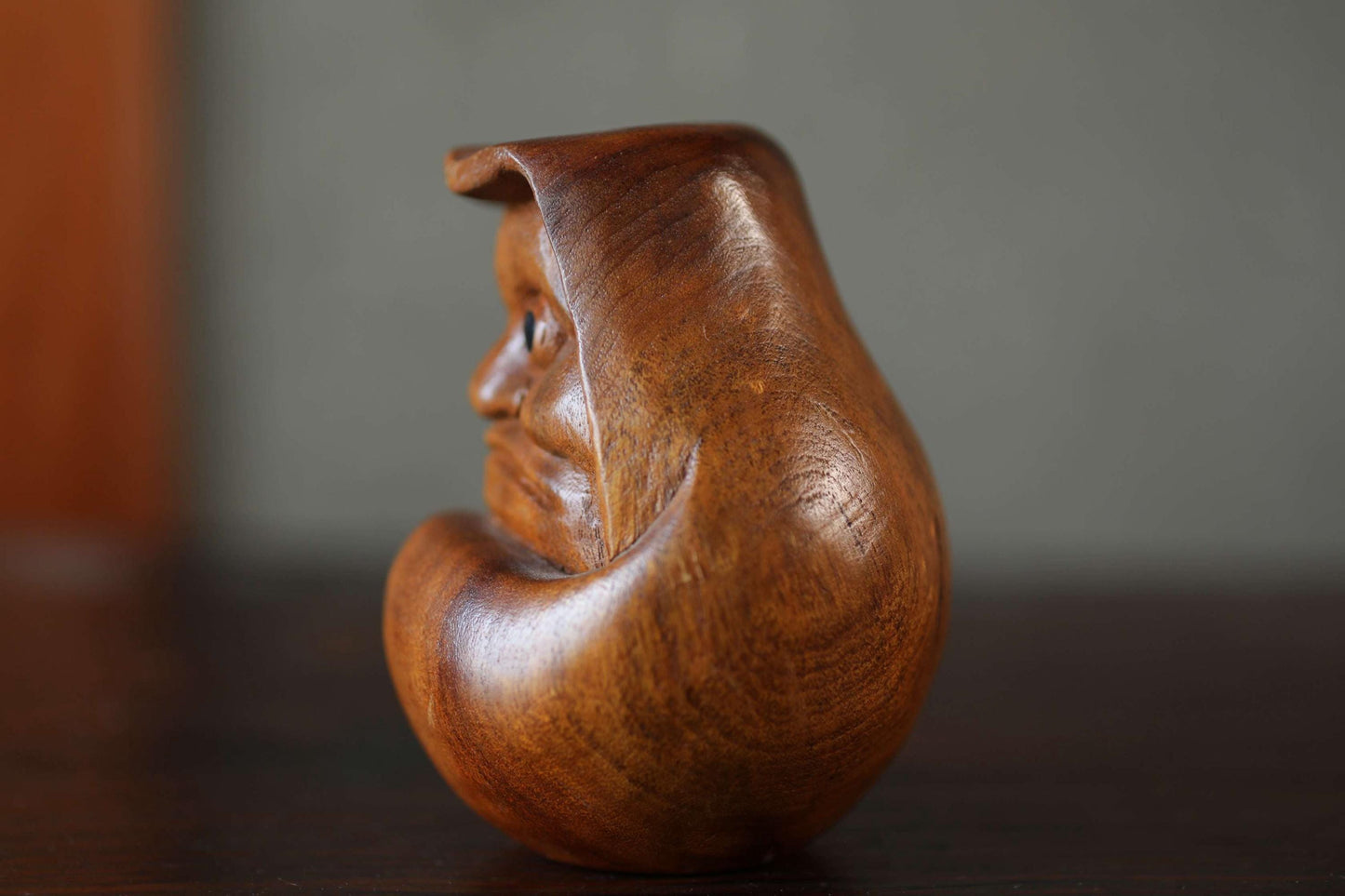 Japanese character DARUMA small doll hand carved made of wood, vintage Ornament Figurine of traditional H3.9in/H10cm