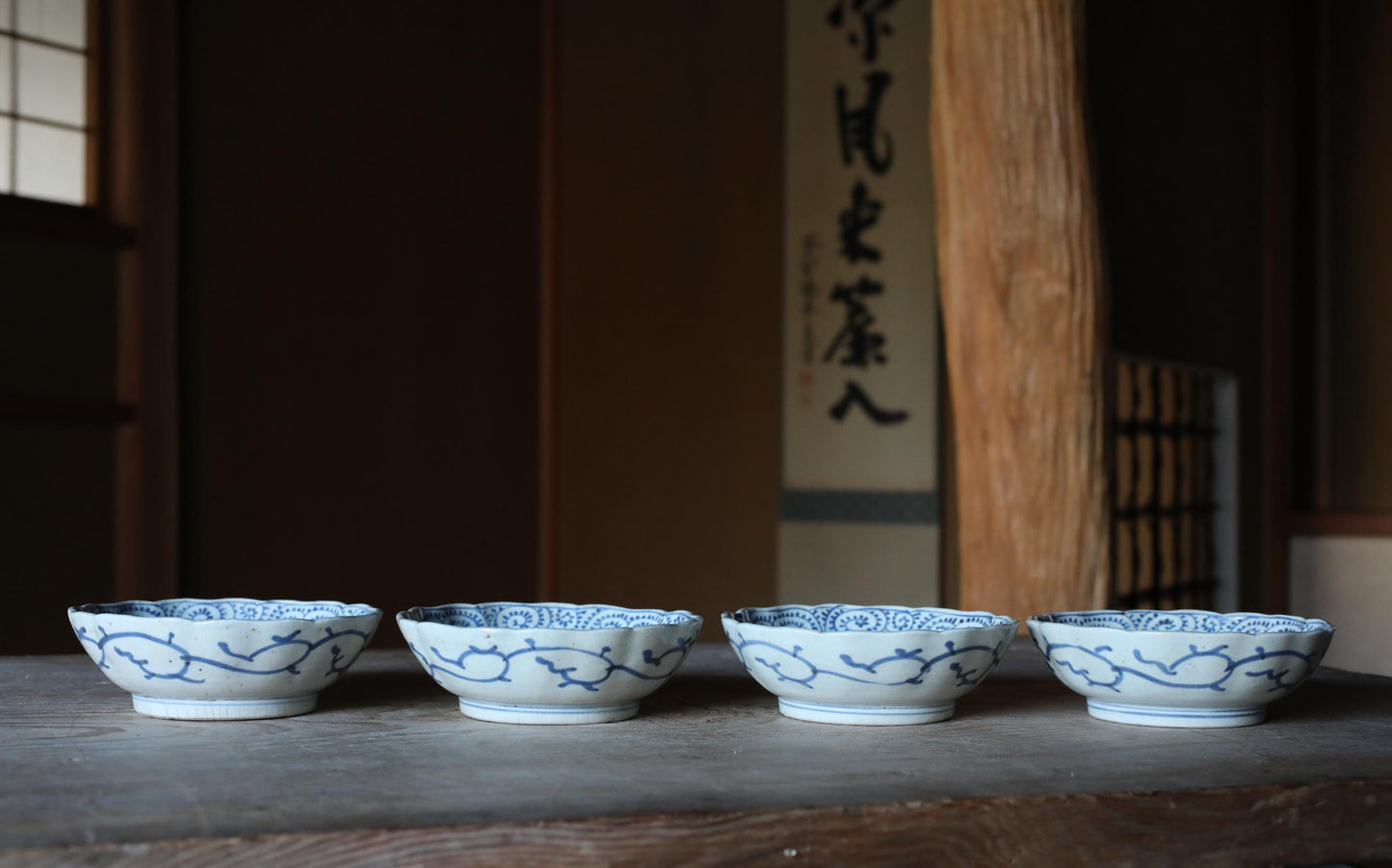 Set of 4 Plates salad-bowl, Japanese antique 1800s porcelain indigo blue Sometsuke "KOIMARI" with paintings of arabesque pattern 5.9in/15cm