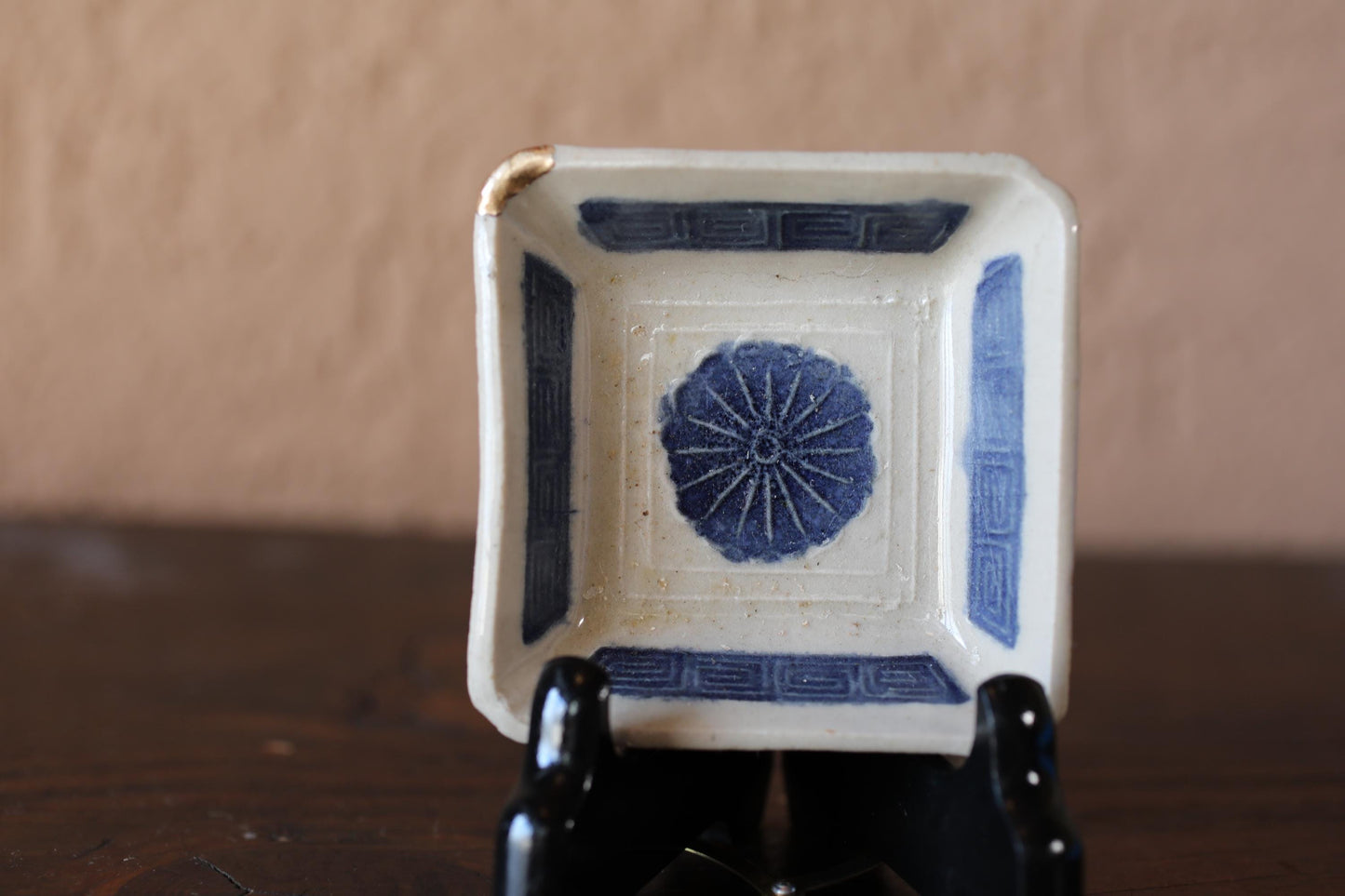 Japanese vintage handcraft small plate, KINTUSGI porcelain ceramic dish Blue White relief pattern flower KOIMARI 3.2in/8.5cm