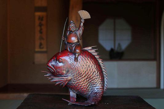 Large! Japanese vintage cast iron metal doll ornament TAI fish & god "Ebisu" with SENSU fish art H18.9in(H48cm)