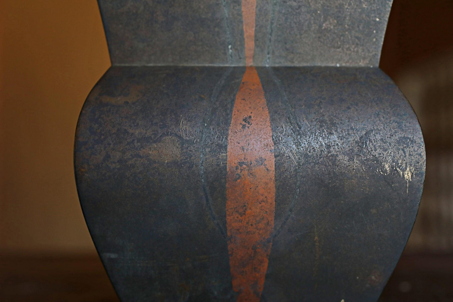 Japanese vintage 1950s bronze vase Contemporary design, metal hand craft vase, For IKEBANA, Tea ceremony H7.1×W5.3in/H18×13.5cm