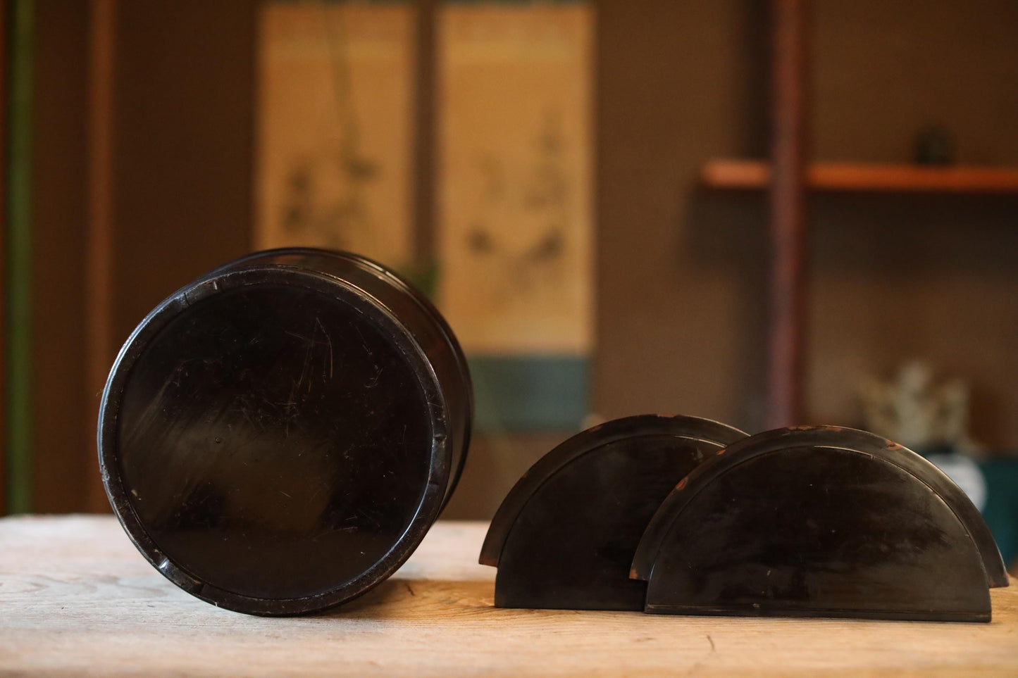 Japanese antique wood bucket with a handle and a double lid lacquered in black called OKE lunch box EDO craft H10×9.8in/H25.5×9.8cm