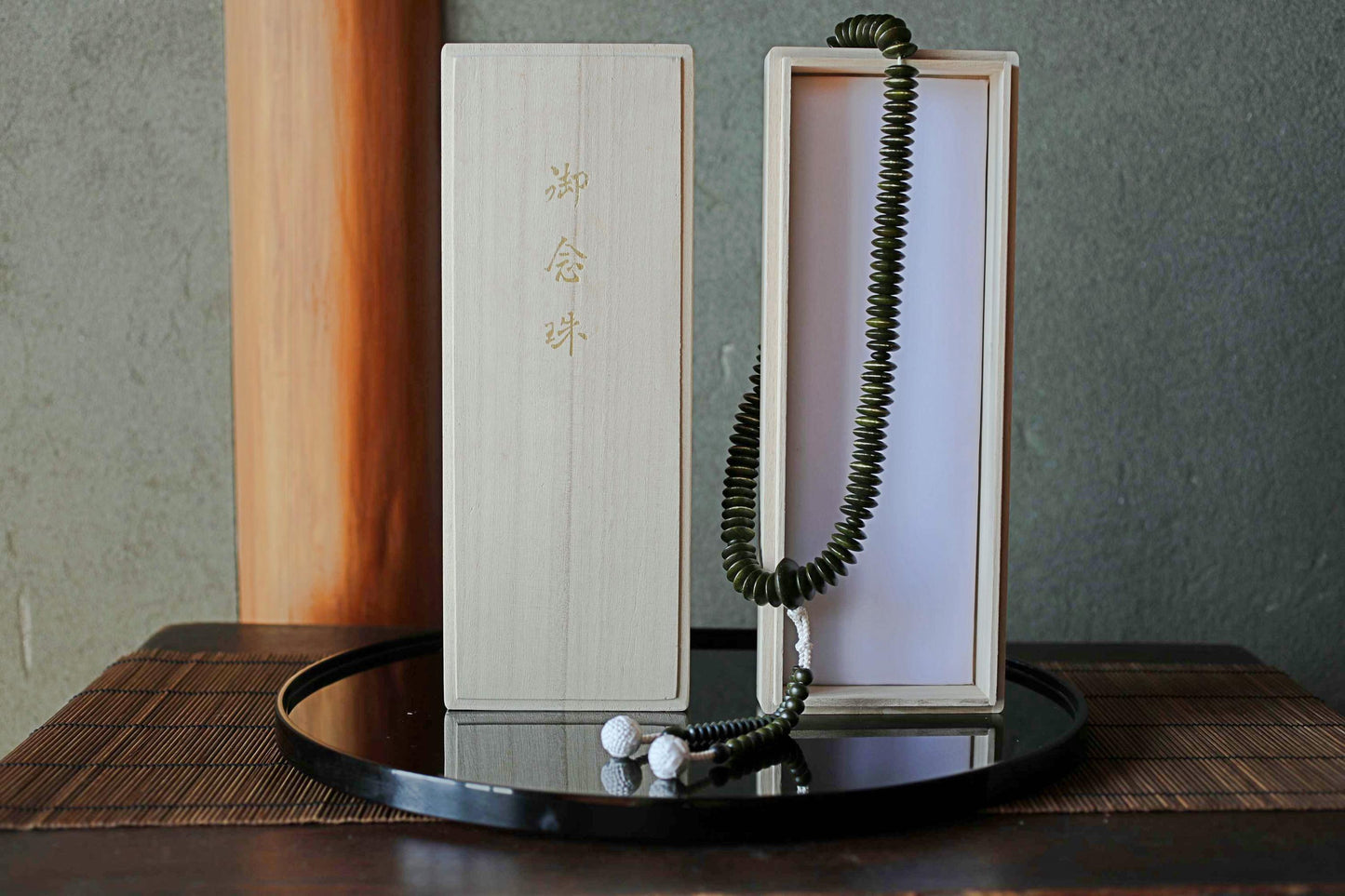 FINE! Japanese buddhist Prayer long Rosary high grade made of green sandalwood beads and silk, JUZU Power stone Meditation Zen with Box