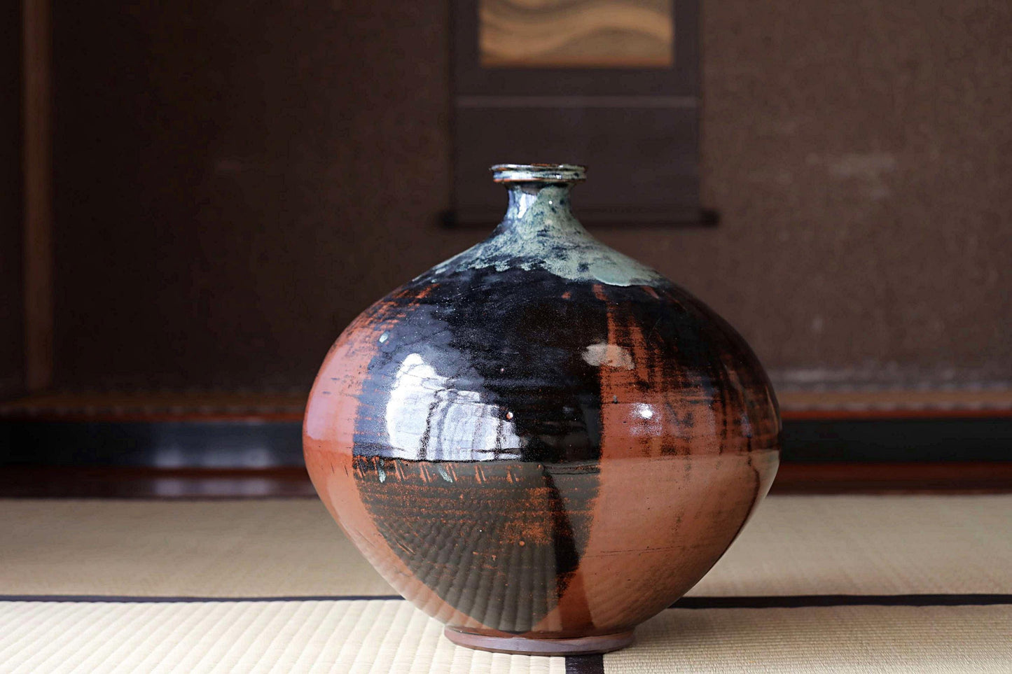 BIG! RARE! Japanese vintage ceramic jar Mashiko ware MINGEI, Half black and half brown H17.3xW12.2/H44xW31cm