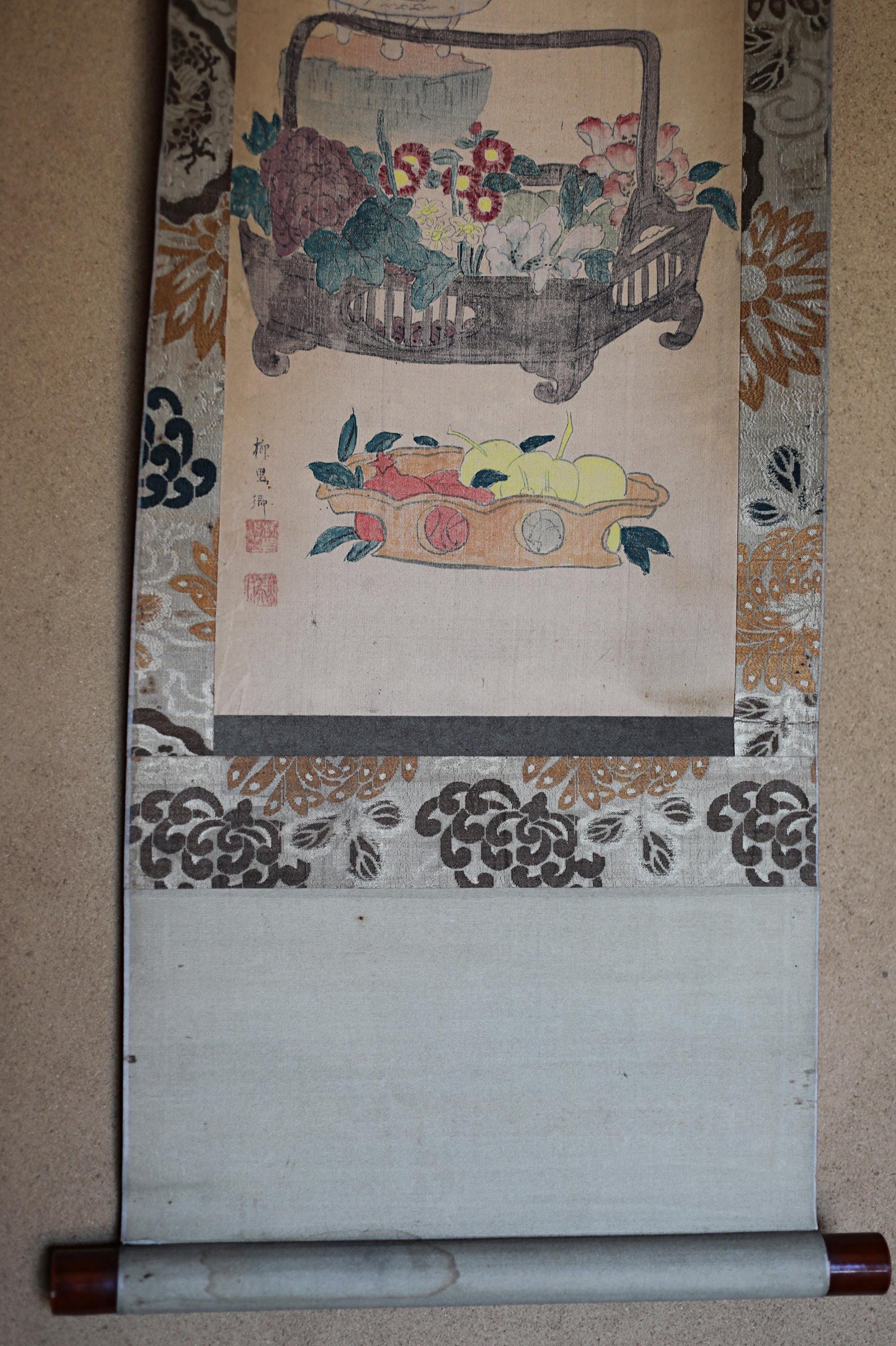 Japanese antique hanging scroll of water color painting on silk, ikebana, flower basket, Fruits KAKEJIKU with BOX 1920s H61in/H155cm