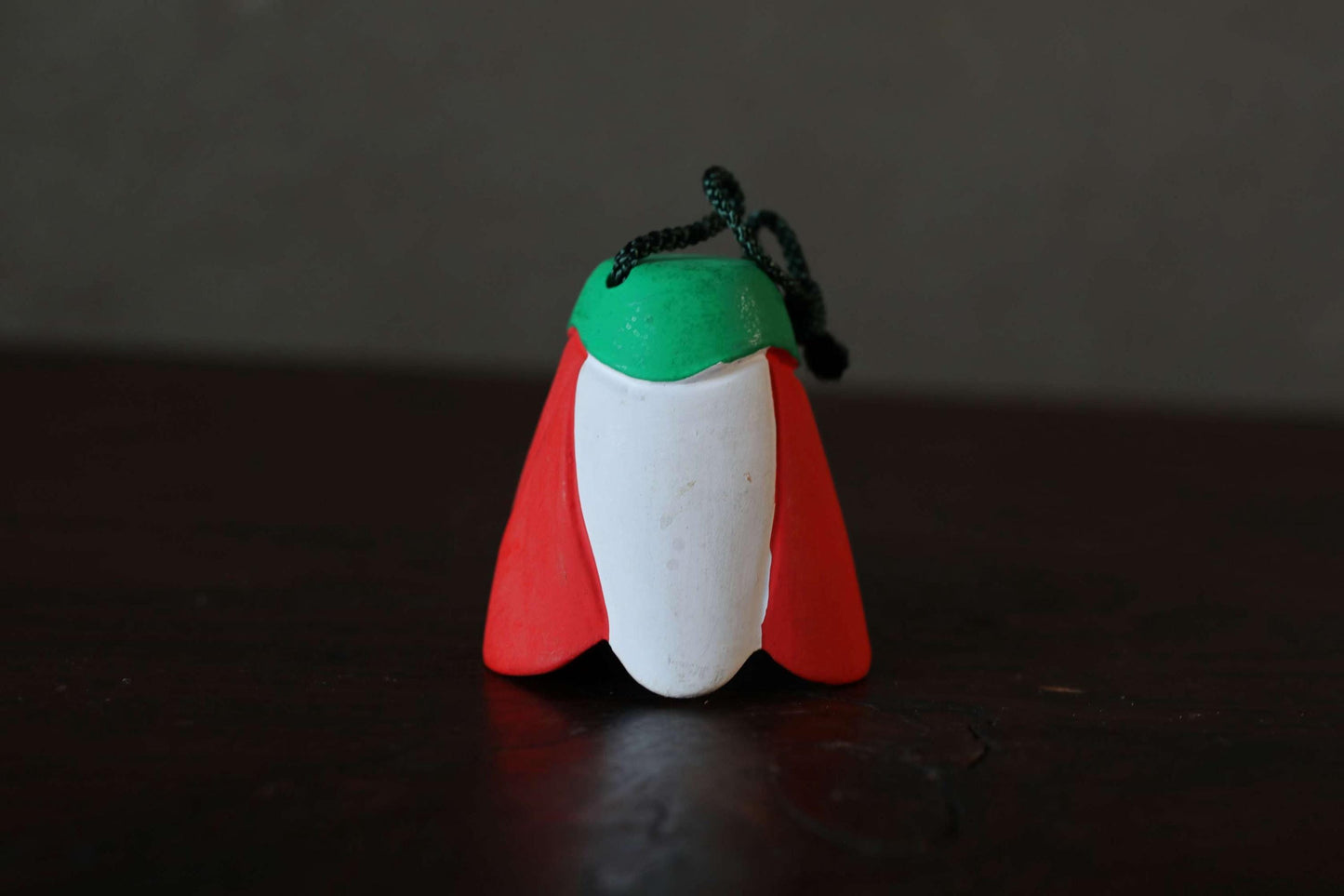 Japanese small pottery bell TSUBAKI flower Camellia japonica doll Paper weight, Ornaments Japanese vintage small bell H2.2in/5.7cm