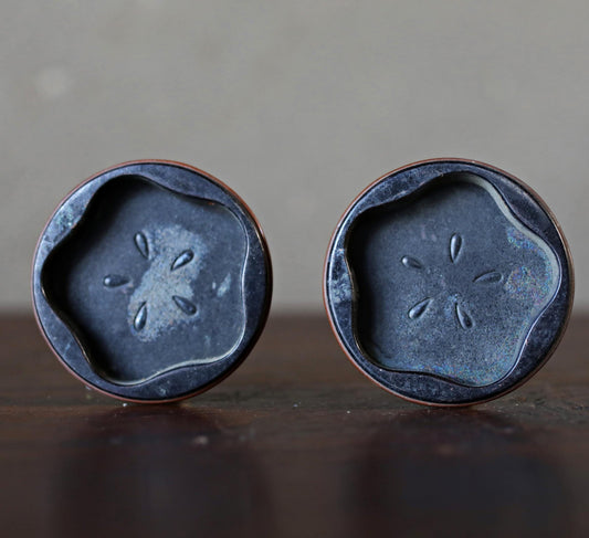 Set of 2, Japan antique bronze metal furniture small FUSUMA sliding door black handles HIKITE 1920s Japanese interior 2.2×2.2in/5.7×5.7cm