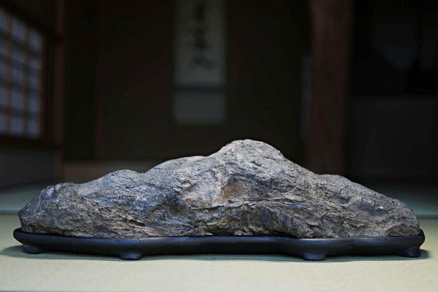BIG! Japanese old "SUISEKI" scholars stone, indoor viewing stone, Zen garden stone, with a hand carved pedestal W20.7in / 52.5cm