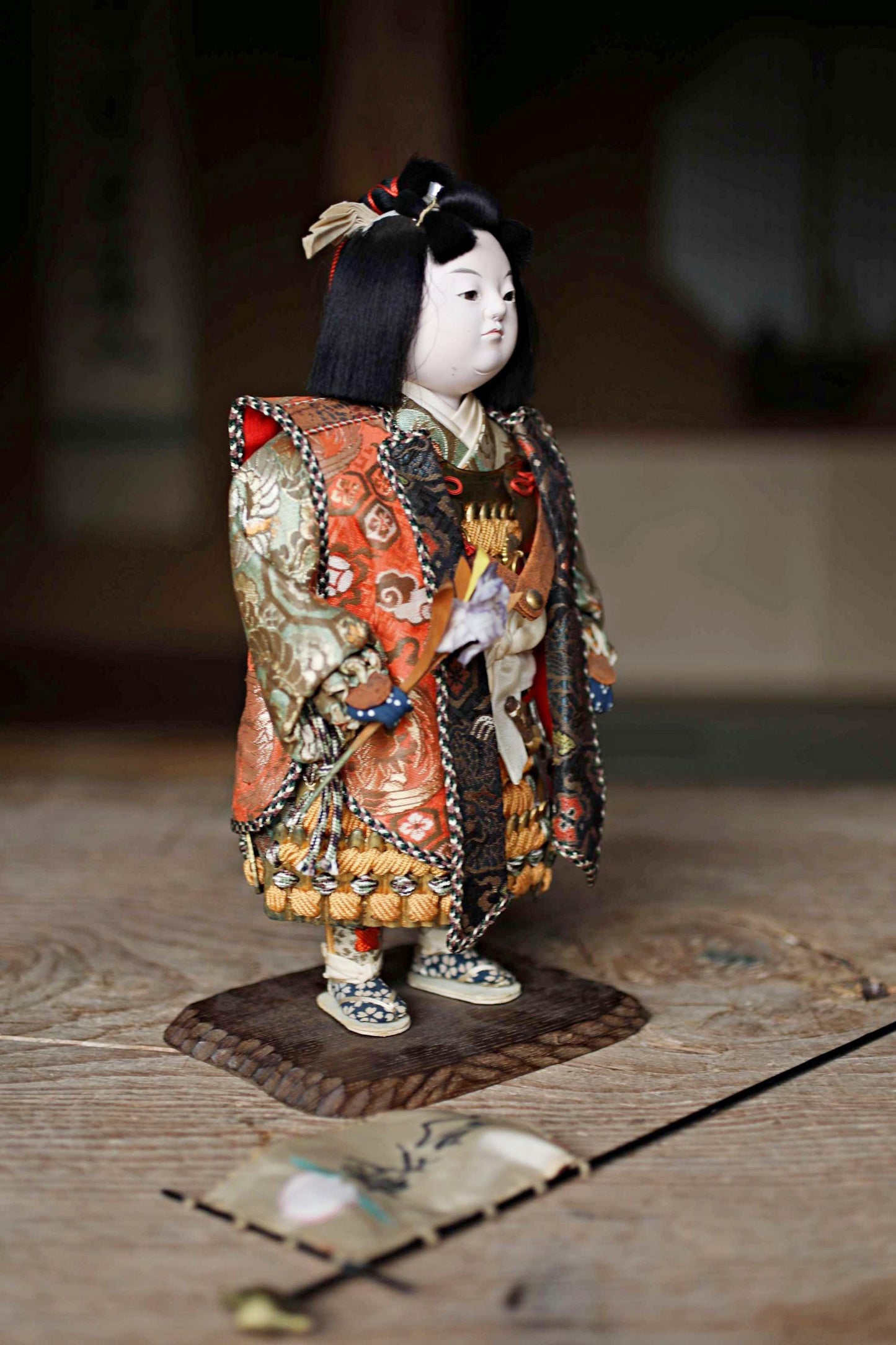 FINE! Japanese vintage 1960s Kabuki doll named "桃太郎 Monster Hunter" made of wood and silk KIMONO for Gift H11.8×6.7in/H30×17cm