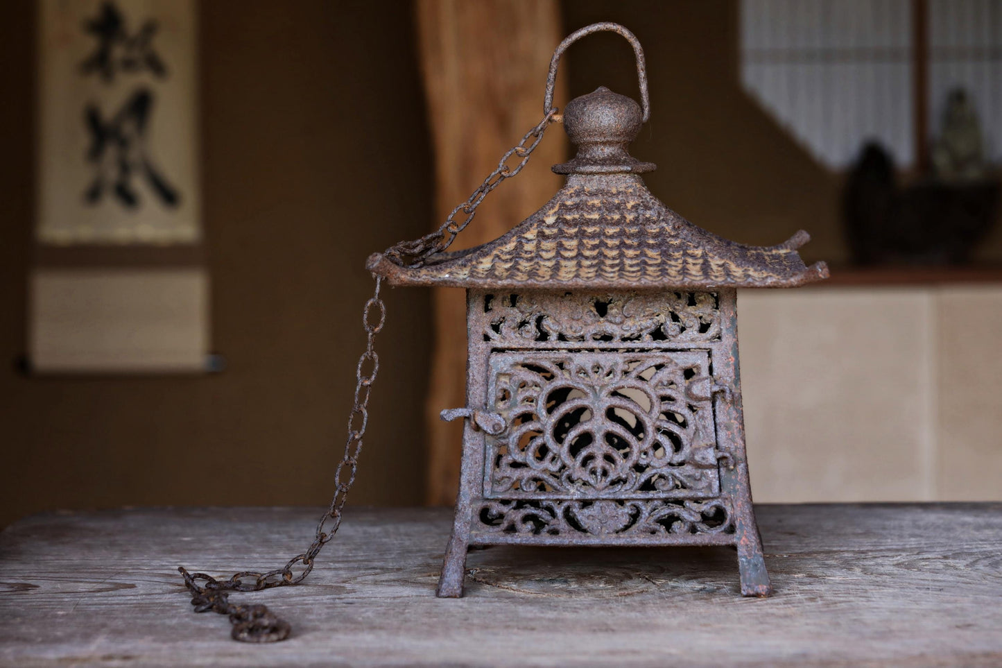 Japanese vintage cast iron metal Lantern, garden lamp, Hanging Lantern furniture Tsuridoro with chain arabesque fretwork H11.2in/H28.5cm