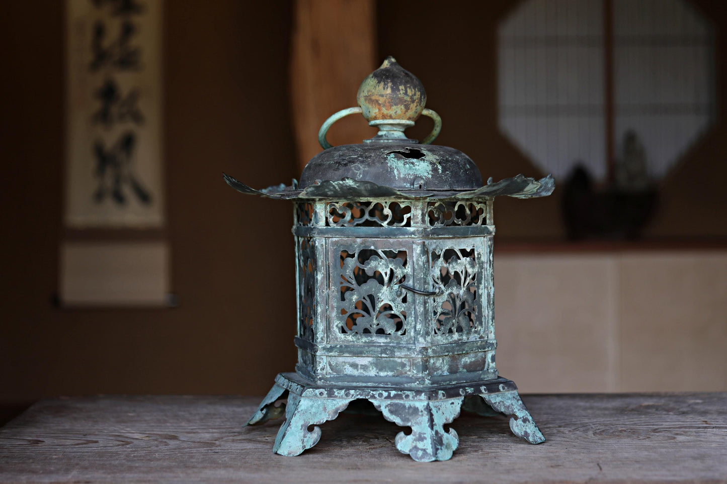 RARE! BIG! Japanese Antique 1800s bronze Lantern Buddhist temple, garden lamp Hanging Lantern Tsuridoro open work H16.1in/H41cm