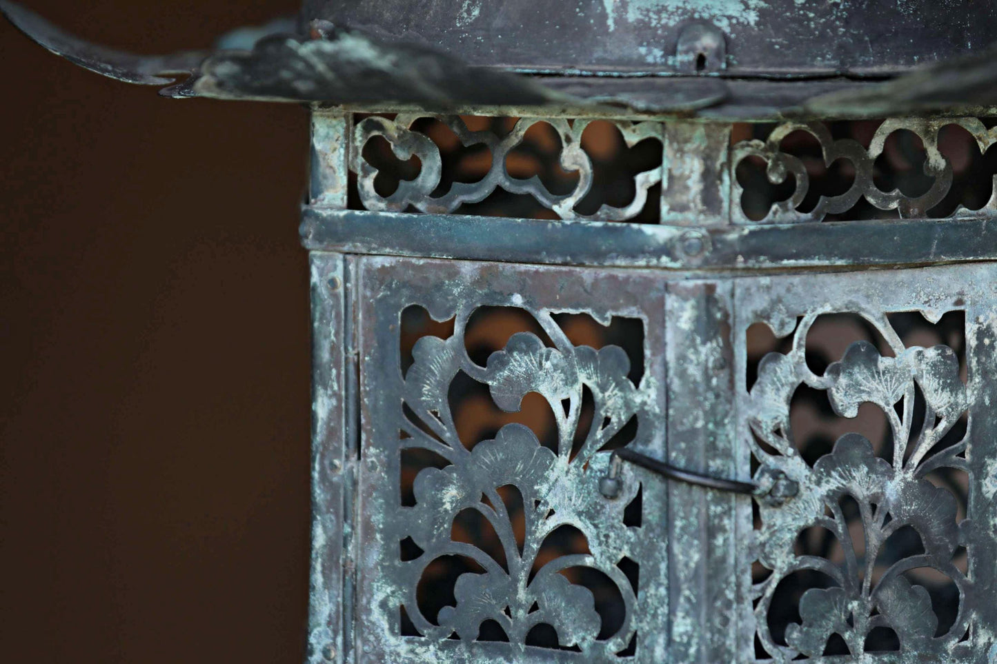 RARE! BIG! Japanese Antique 1800s bronze Lantern Buddhist temple, garden lamp Hanging Lantern Tsuridoro open work H16.1in/H41cm