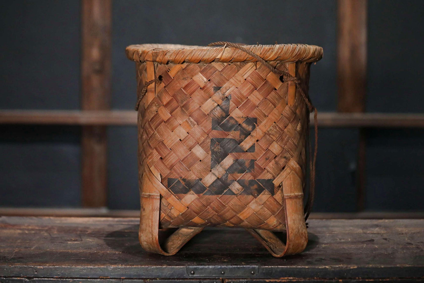 Japanese old antique Large box farmer's old bamboo backpack with Kanji KAGO basket hand craft, 1858s H13.4in×W13.4in/H34×W34cm