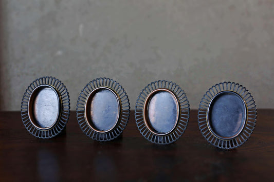 Set of 4 Japanese antique bronze metal furniture FUSUMA sliding door handles flower design with sign openwork HIKITE 1900s H3.5×3in/H9×7.5cm