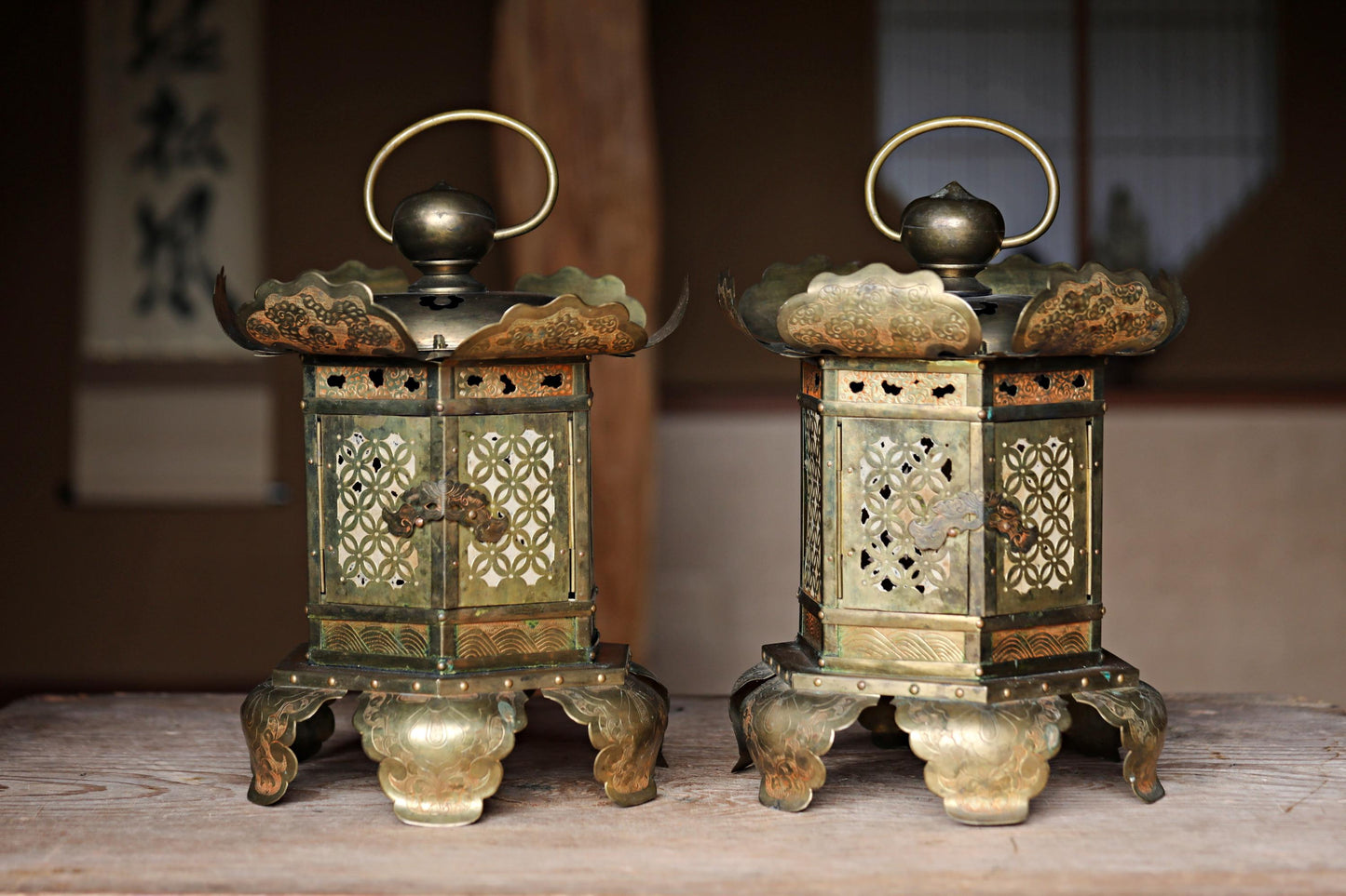 FINE! 1897s Japanese Antiques buddhist hanging lantern gold brass metal hexagonal , lotus design, from Buddhist temple H13.8in/H35cm