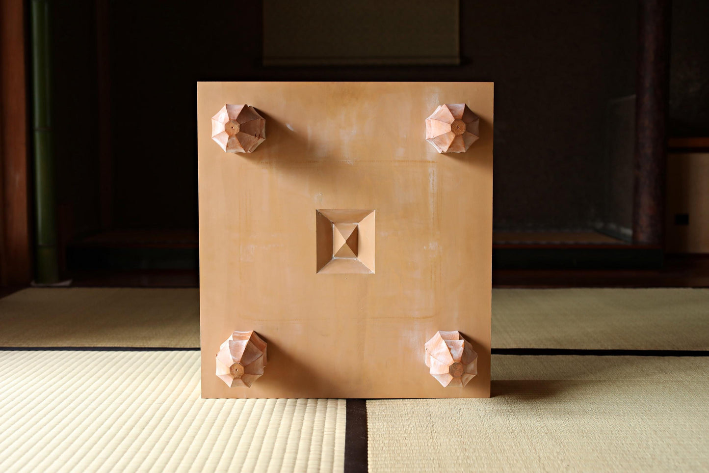 FINE! Go playing table curved out of a single wood, IGO stone set board game ,Japanese furniture, unused H9.1×17.8in/H23×45.2cm