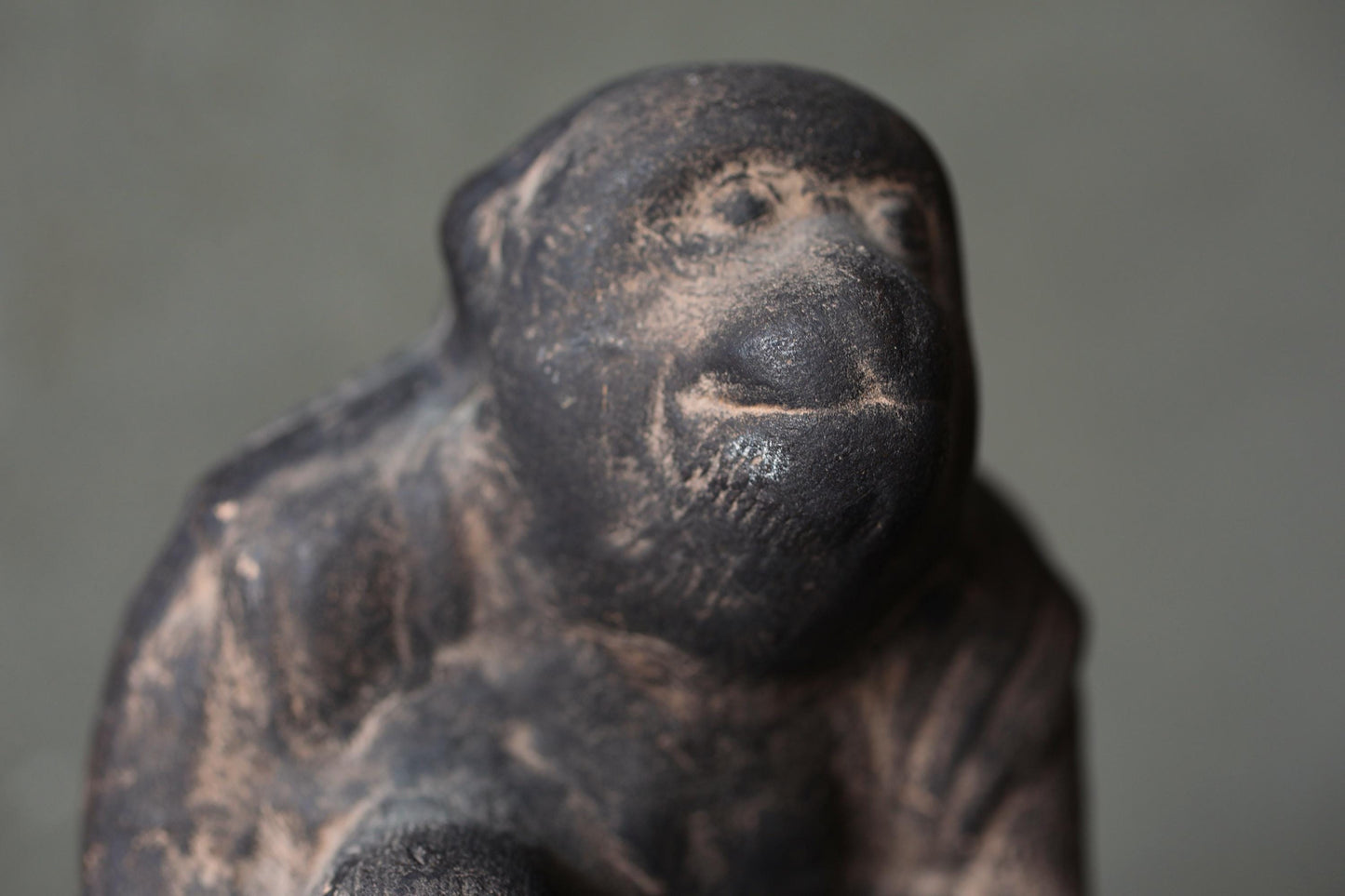 Japanese antique 1700s clay figurine Sitting and smiling Monkey doll statue animal ornament pottery statue hand craft H6.5in/H16.5cm