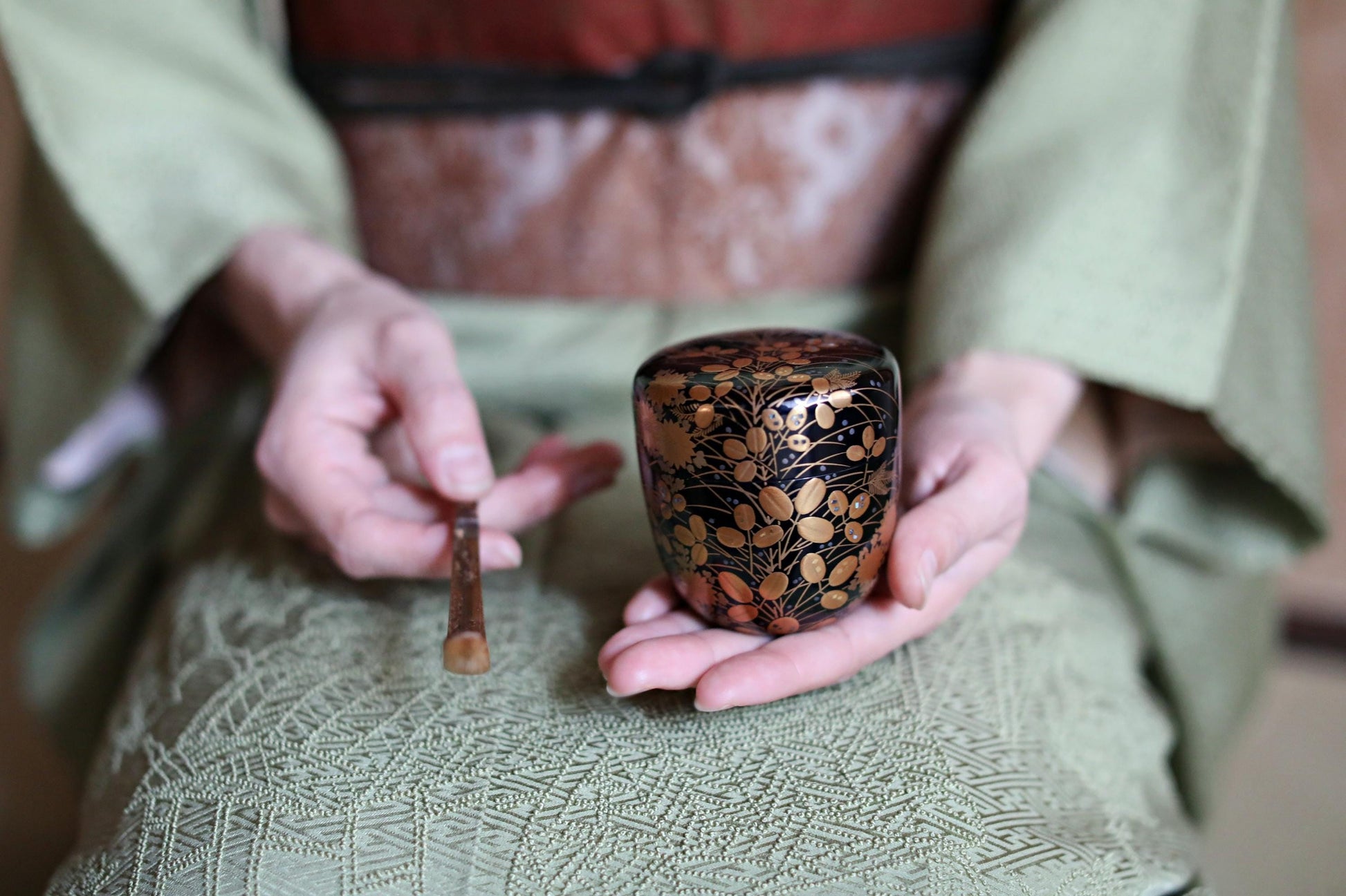 Japanese maki-e tea ceremony