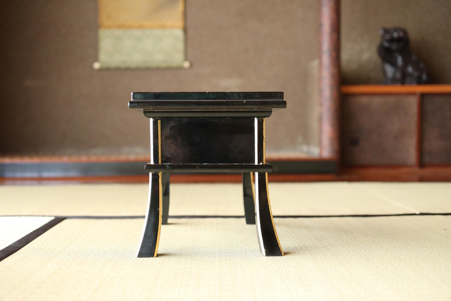 Japanese vintage lacquer pedestal, Buddhist table temple table, Buddhist Wood Stand, furniture, black Sutra desk H6.9×W19in/H17.5×W48.2cm