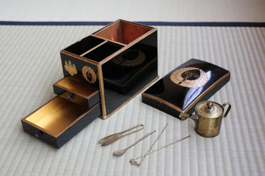 Japanese antique furniture buddhist Black lacquer Small Chest of drawers TANSU, gold MAKIE jewelry box urushi 1890s H6.5×W8.1in/H16.5×20.5cm