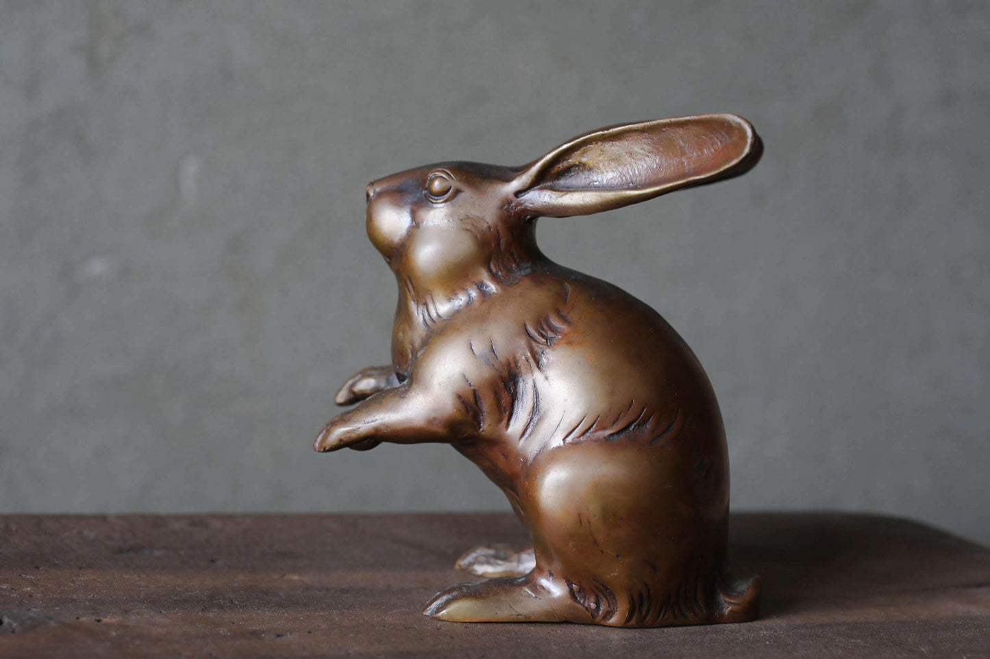 FINE! Japanese vintage bronze rabbit statue ornament doll with Kanji signature 1950s Japanese interior metal animal craft H5.5in/H14cm