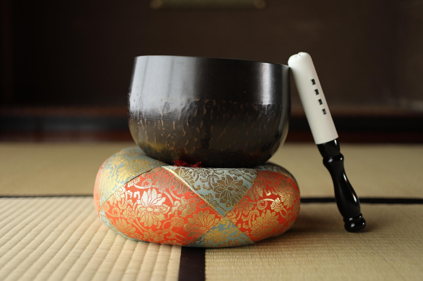 Large Japanese vintage Bronze buddhist chanting bell, Singing Bowl, ORIN from Buddhist temple with cushions stick W8.3in/W21cm