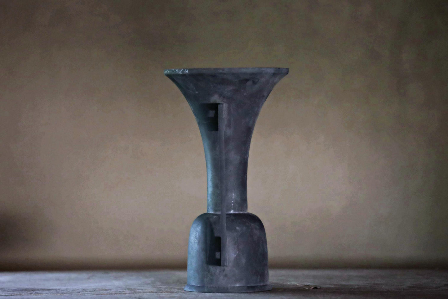 RARE! Japanese antique bronze vase with square spiral ears from a buddhist temple, ikebana utensil 1800s H10.6×6.1in/H27×15.5cm