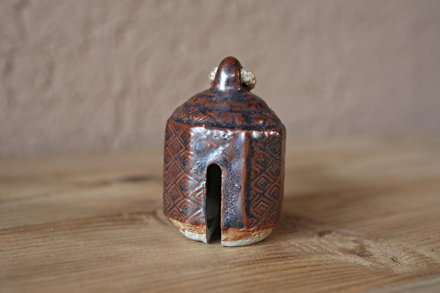 Japanese vintage pottery small bell with pattern Edo Period Reproductions, Paper weight H3in×2in/H7.5×5cm