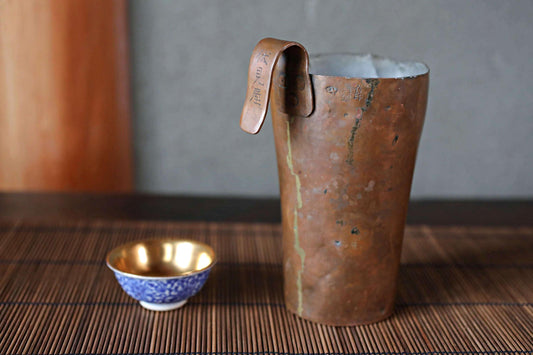 Japanese antique sake pot keeping warm made of copper atsukan pot with Kanji signed shop name 1930s H6.7×W5.3in/H17×W13.5cm