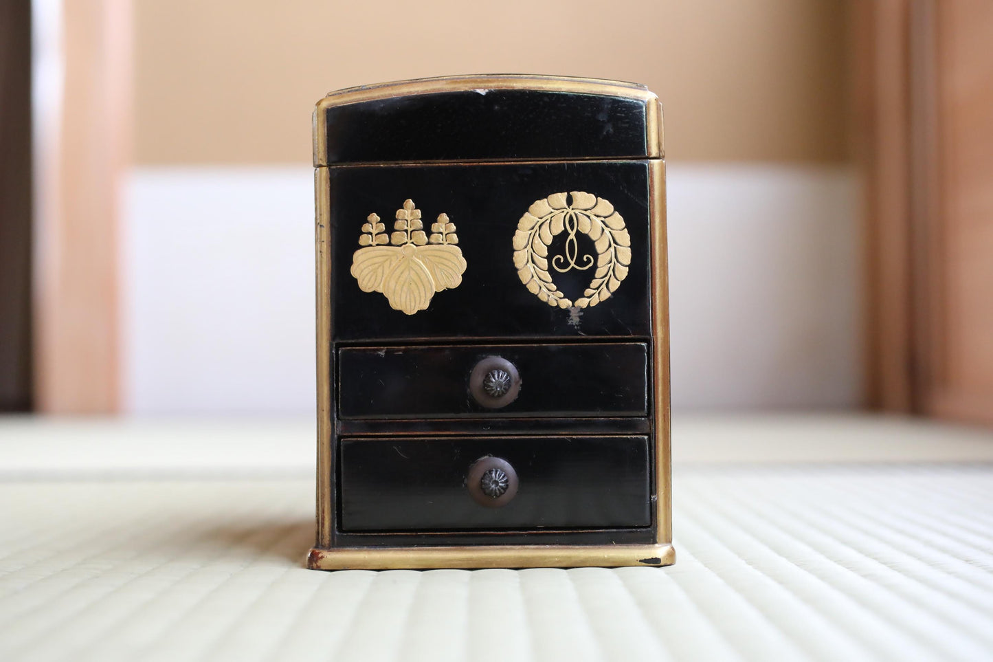 Japanese antique furniture buddhist Black lacquer Small Chest of drawers TANSU, gold MAKIE jewelry box urushi 1890s H6.5×W8.1in/H16.5×20.5cm