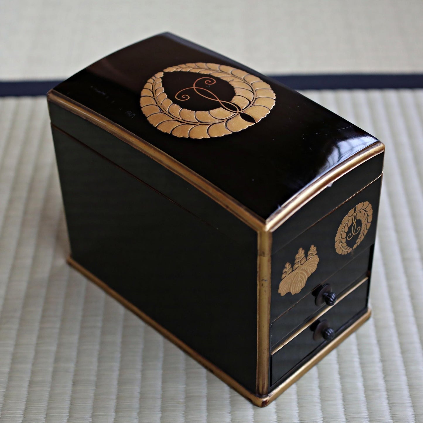 Japanese antique furniture buddhist Black lacquer Small Chest of drawers TANSU, gold MAKIE jewelry box urushi 1890s H6.5×W8.1in/H16.5×20.5cm