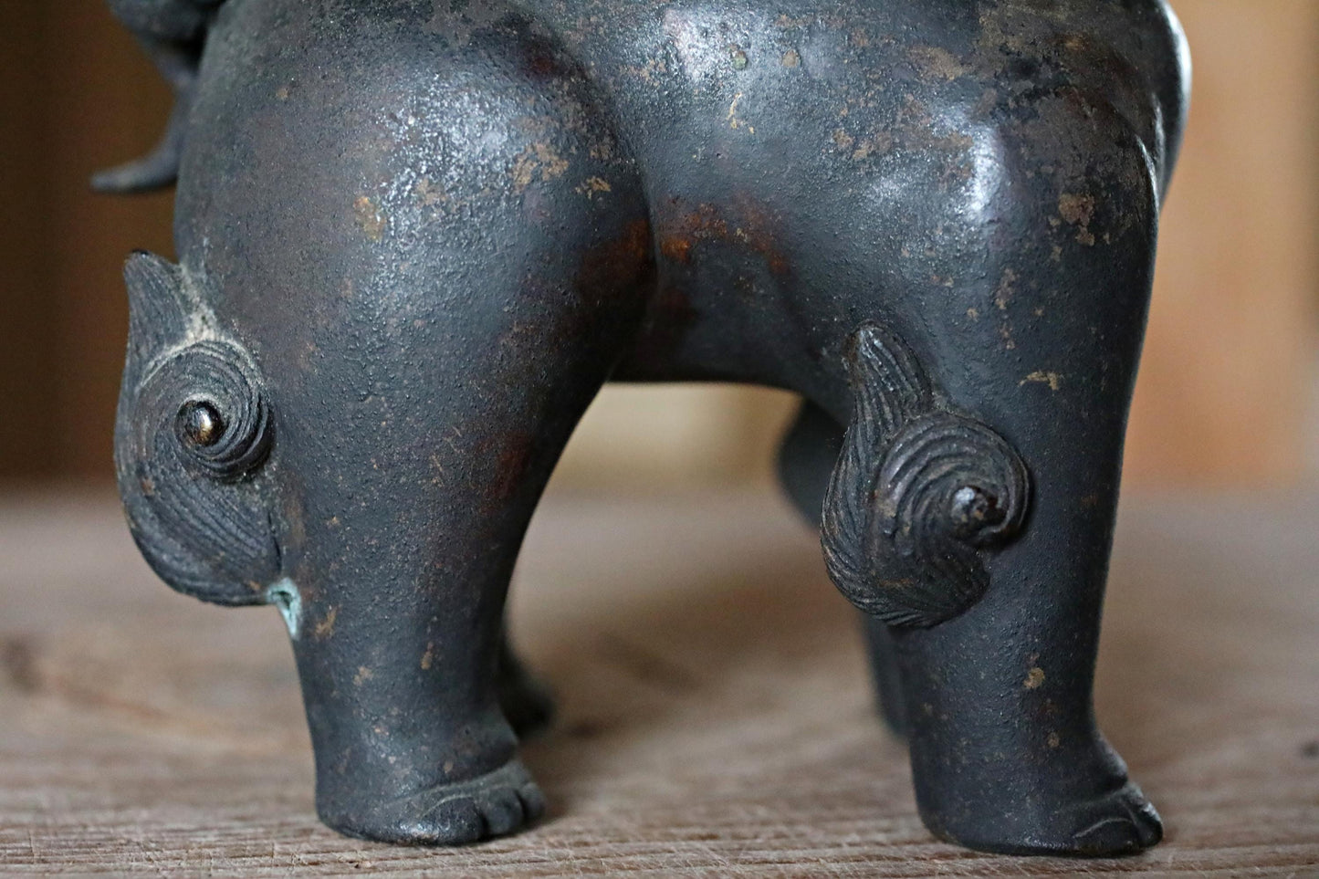 FINE! Joseon Dynasty Japanese antique Bronze statue censer Koro shishi lion with wooden box, animal Incense burner 1800s H8.3in/H21cm