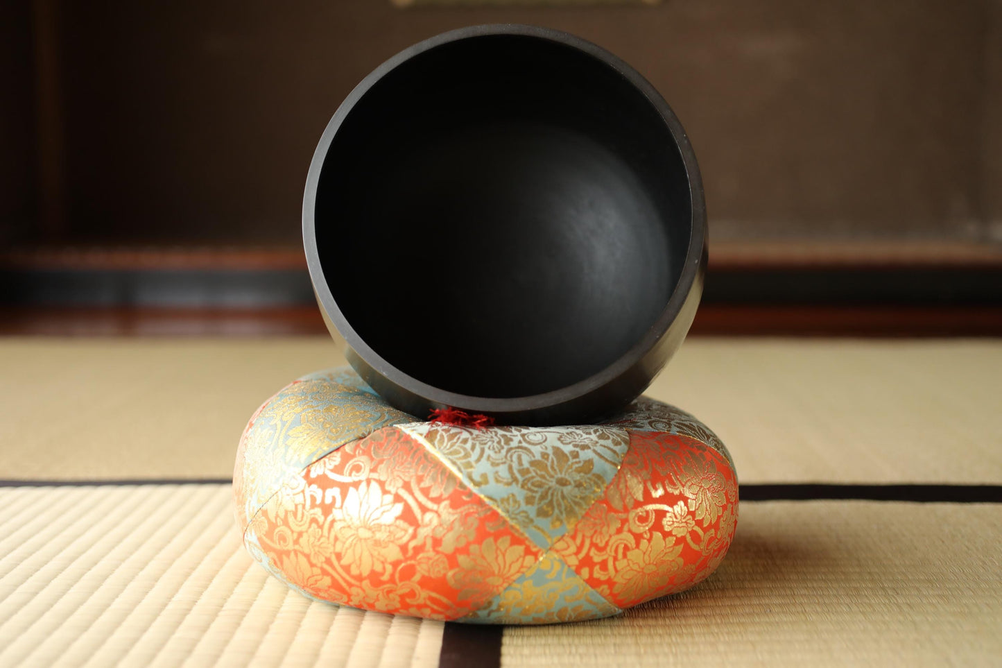 Large Japanese vintage Bronze buddhist chanting bell, Singing Bowl, ORIN from Buddhist temple with cushions stick W8.3in/W21cm